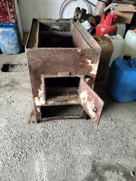 Продам печь в хорошем состоянии