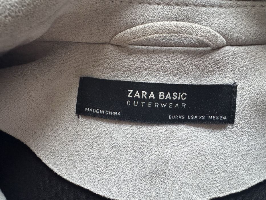 Велурено късо яко Zara