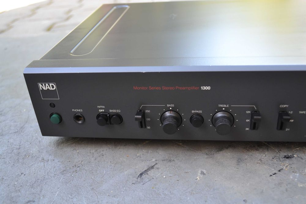 PreAmplificator Nad 1300 Monitor Series