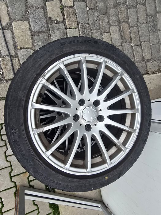 Алуминиеви джанти със зимни гуми 235/45/R17 Audi BMW