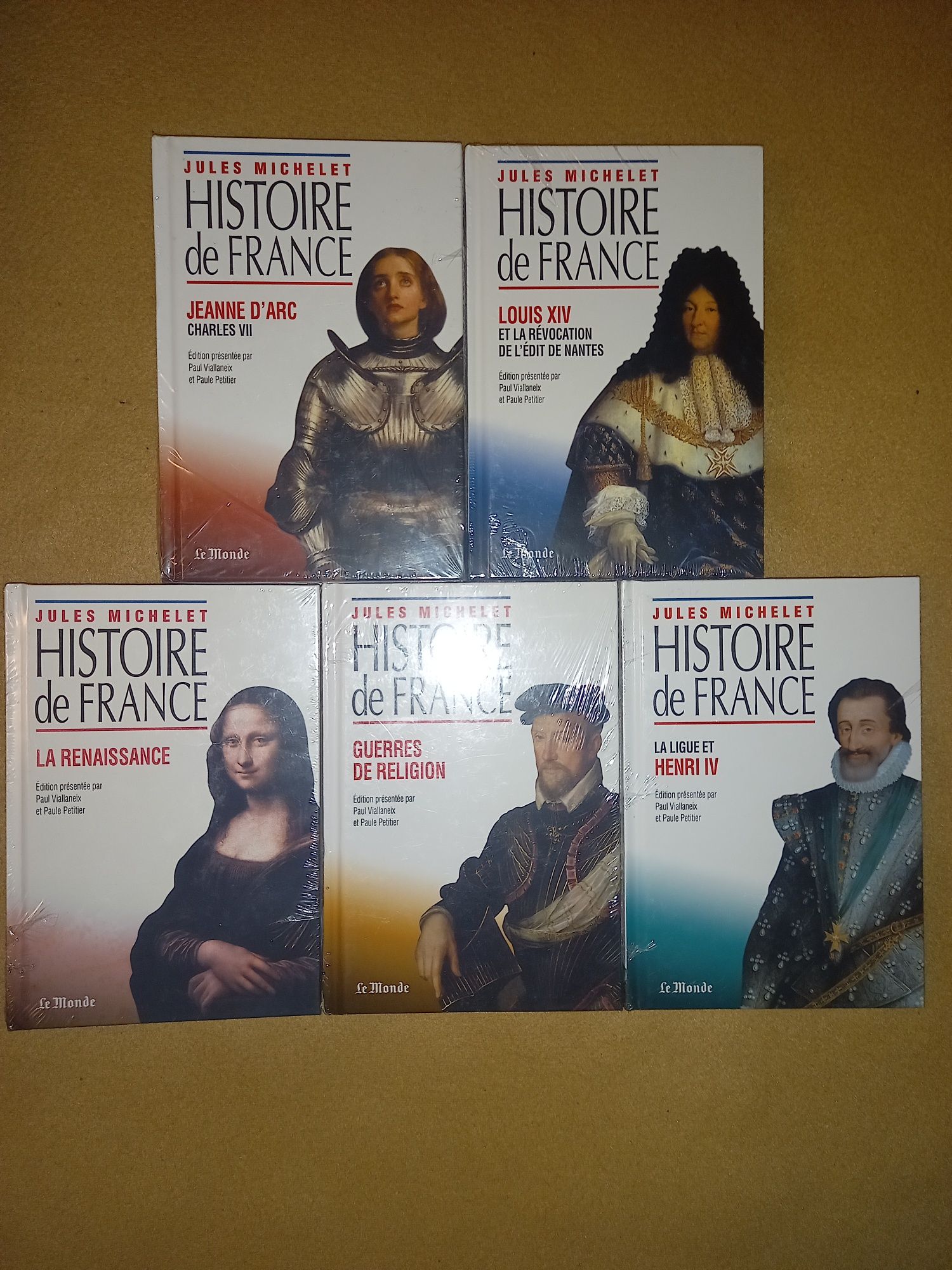 HISTORIE DE FRANCE-Лот книги Историята на Франция