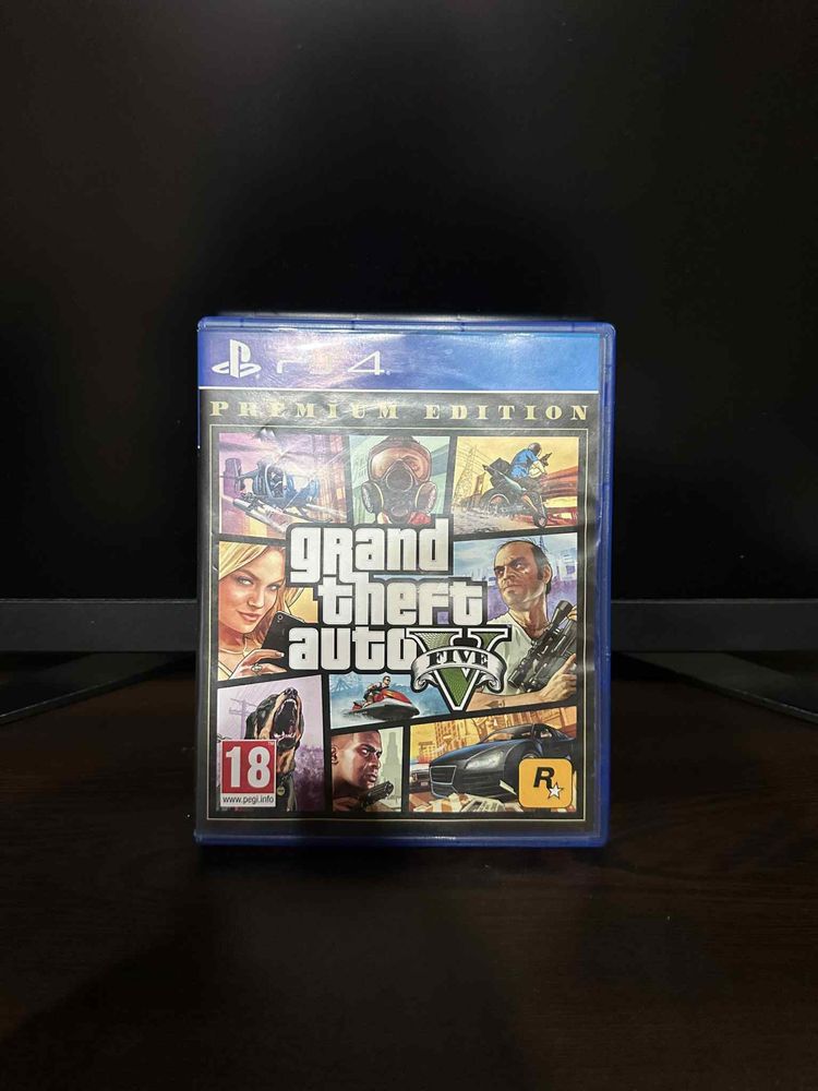 Playstation 4 slim 1 терабайт със два джойстика