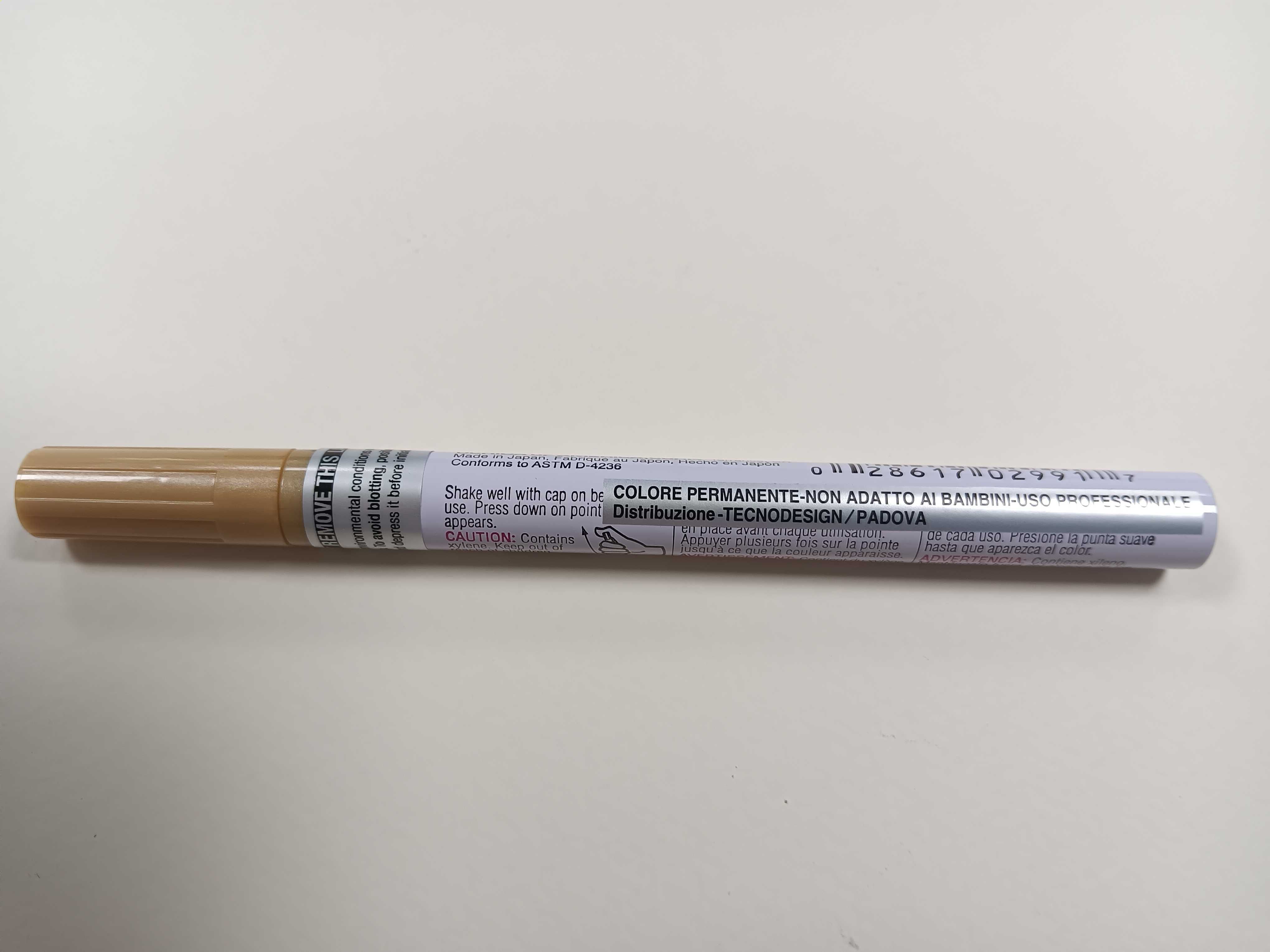 DecoColor Gold  маркер за метал, кожа, дърво, порцелан, стъкло, Япония