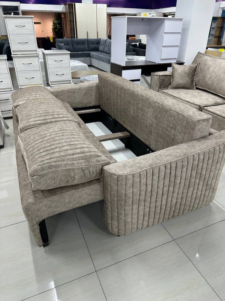 Прямой диван от Comfort mebel