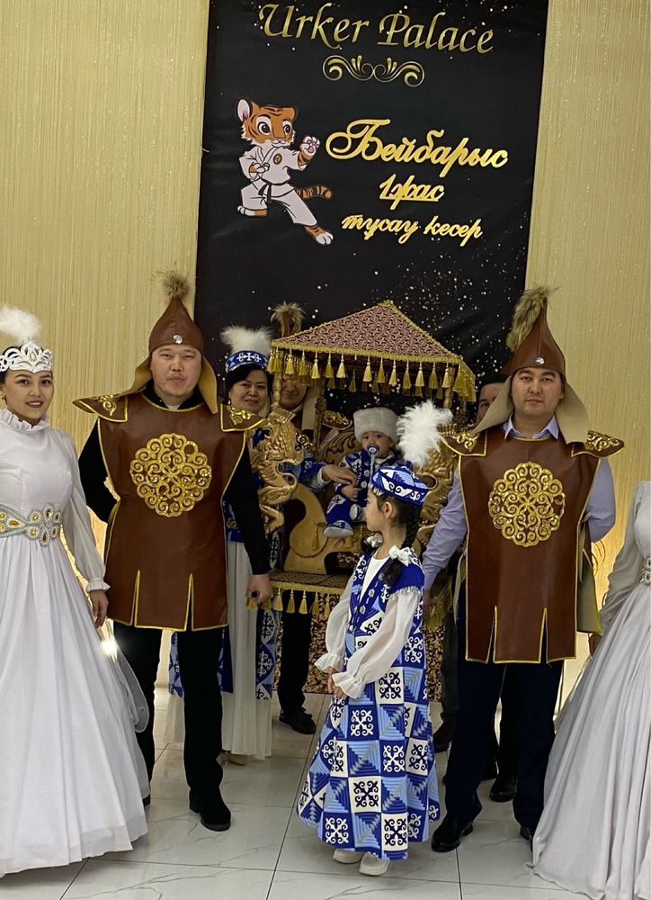 Сдается в аренду костюмы