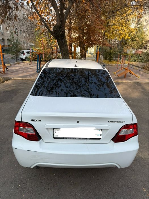 Продается Нексия 2, Nexia 2 состояние отличное, не битая, срочно!