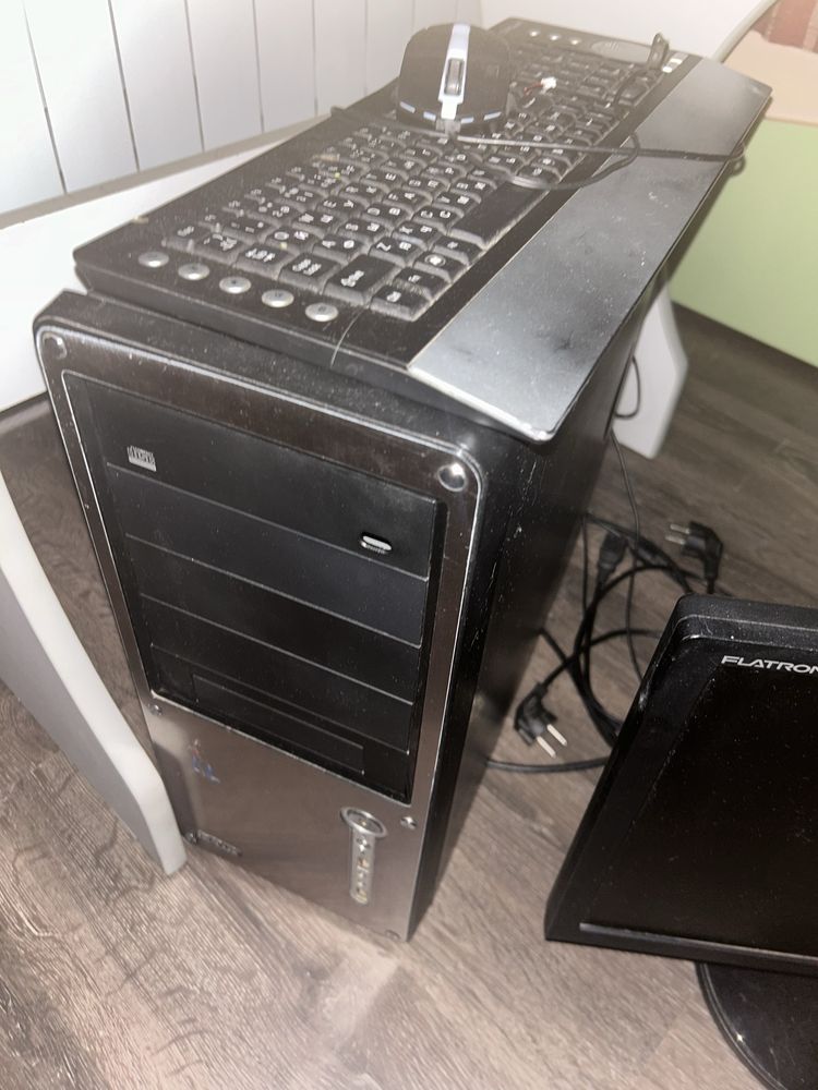 продам компьютер комплект