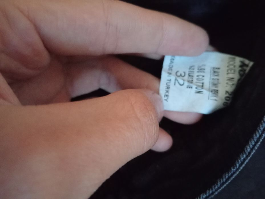 blugi pentru bărbați