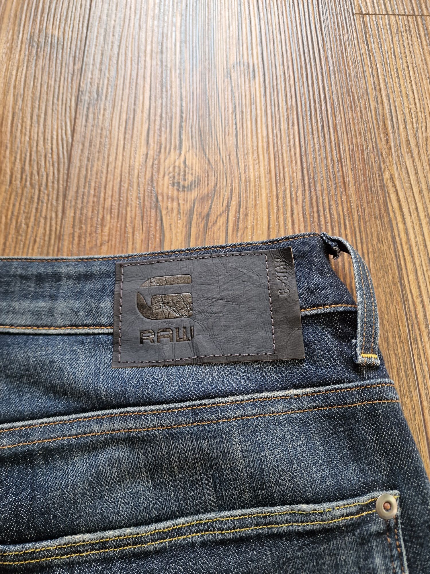 Страхотни мъжки дънки G STAR RAW размер 38
З8ми, без забележки като но