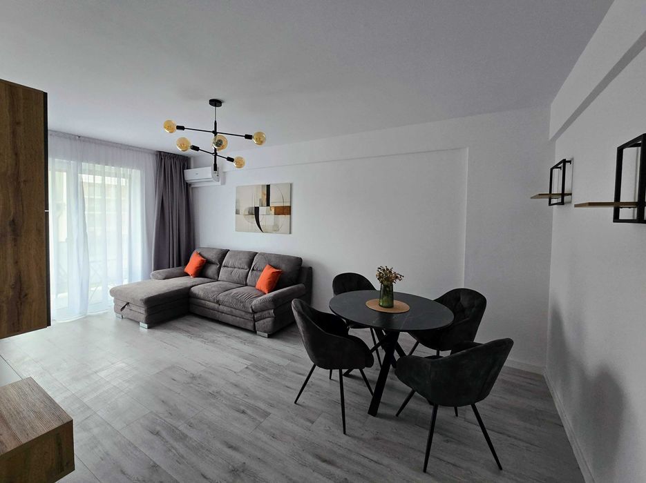 Apartament 2 Camere + Parcare (La Foresta, Tunari)