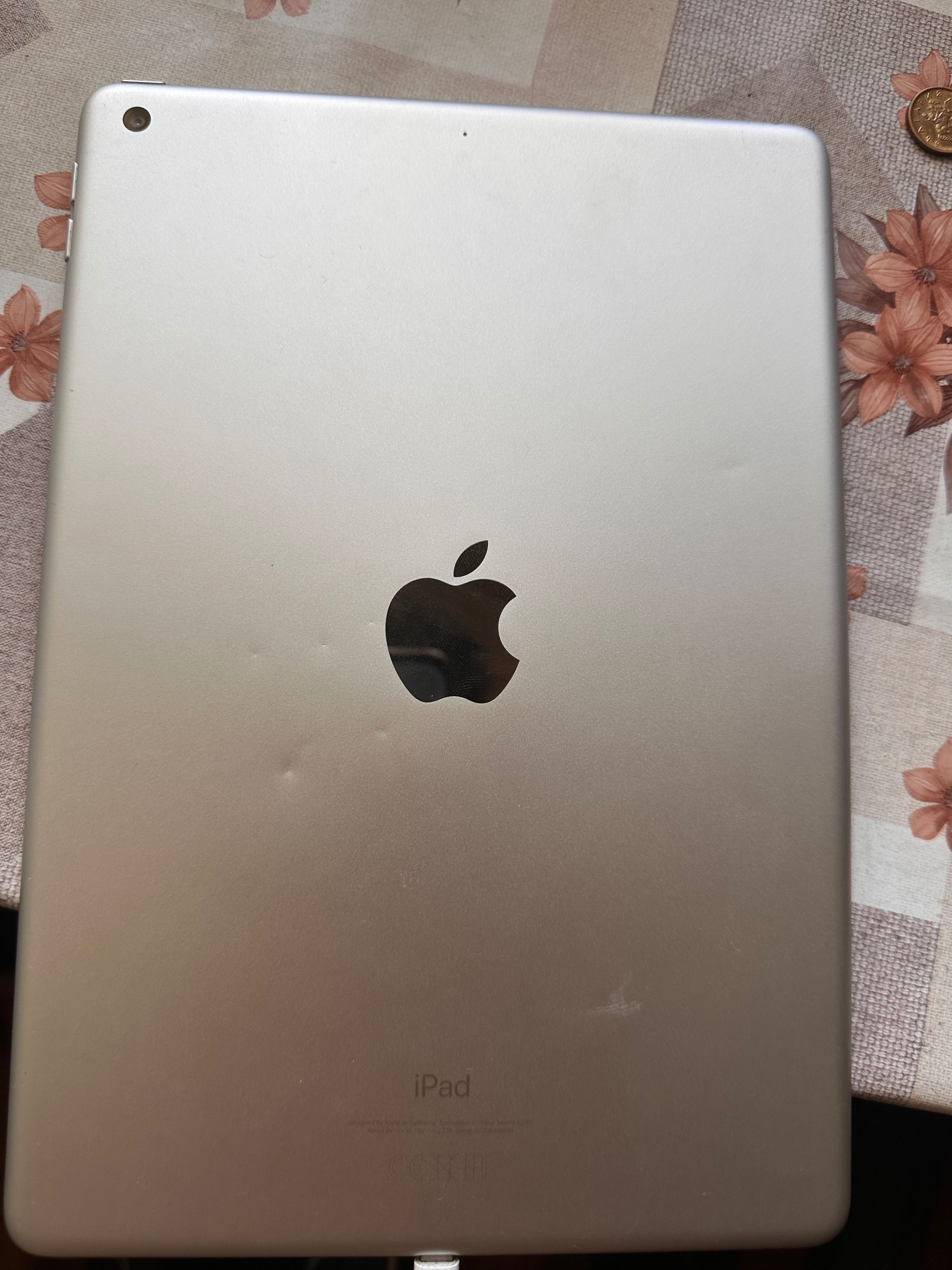 Ipad 9 gen 64gb запазен е