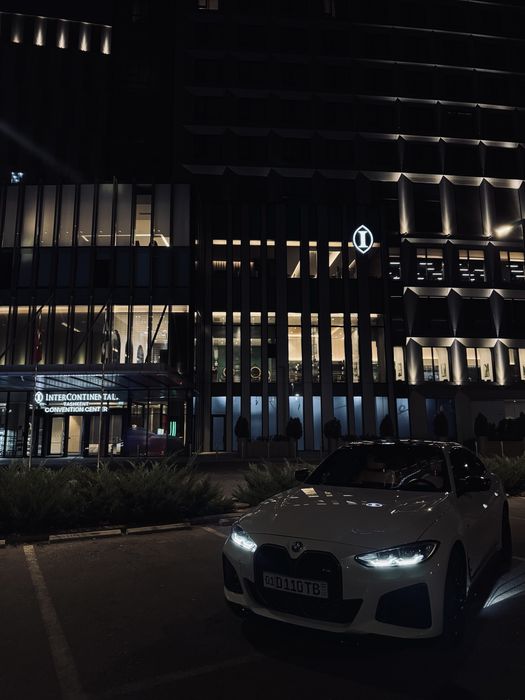 Bmw i4 m40 m pacet