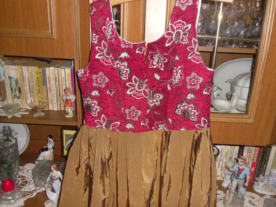 port popular sasesc,nou