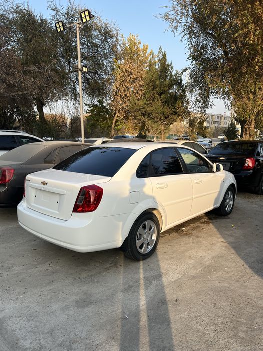 Gentra ideal holatda