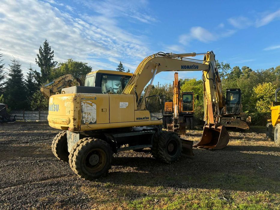 Excavator pe roti 14 tone Komatsu PW130-7K, 2006