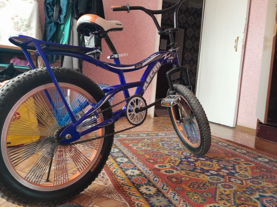 Velosiped desna rangi kõk