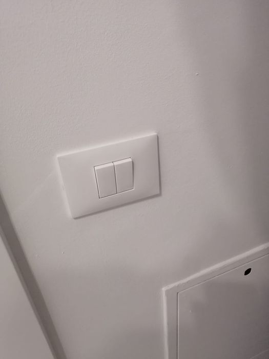 Electrician ANRE - Case, blocuri, hale si Magazine.  Preturi mici