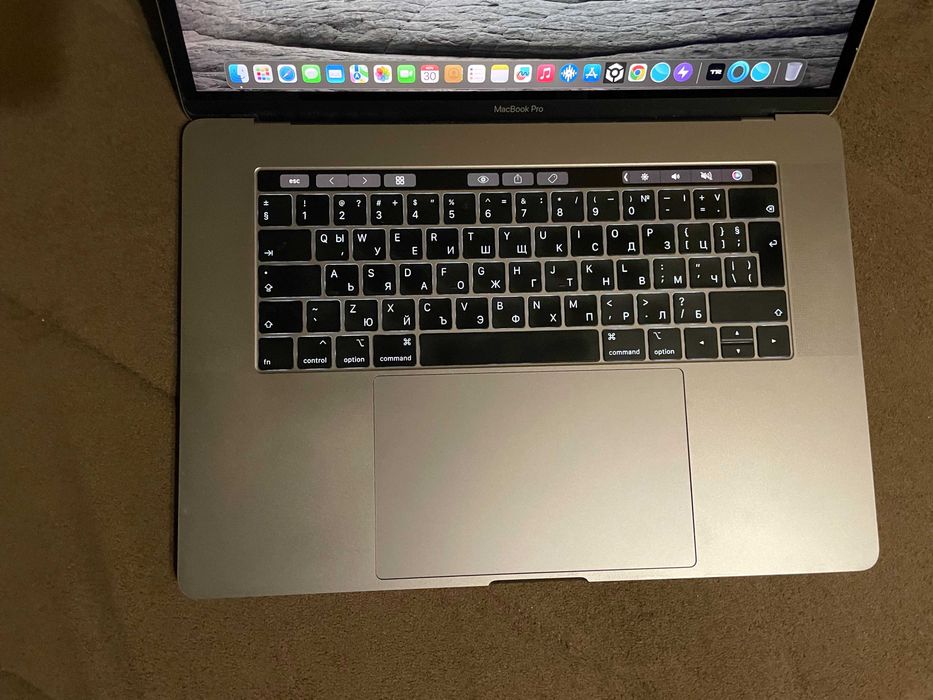 15" 8-core MacBook Pro А1990 Touch/Mid-2019/-i9/16GB RAM/512GB SSD