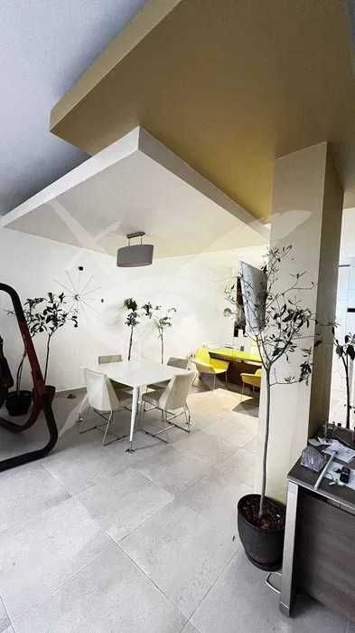 Продава се Офис в Бургас, Зорница - 83 кв.м за 2273 €/кв.м - Снимка #4