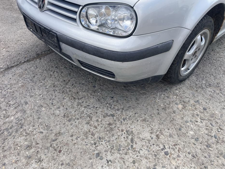 Vw golf 4 1.4 16 v 75 кс само на части