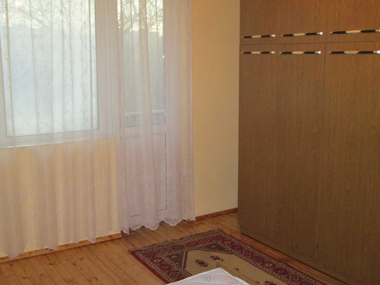 Дава се под наем Тристаен апартамент в Видин, Център - 120 кв.м за 280.5 € - Снимка #6