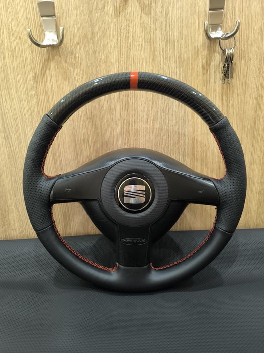 Карбонов волан leon fr