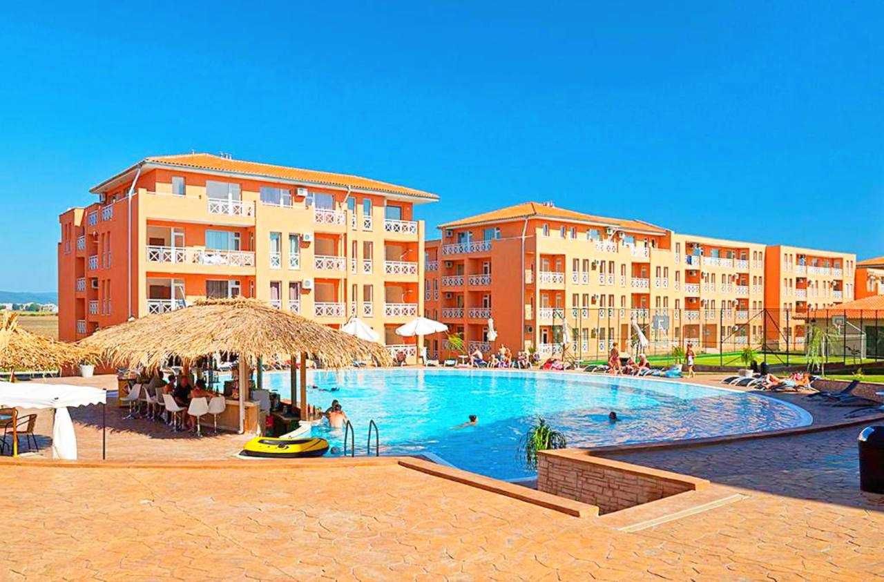 Продава се Двустаен апартамент в Ахелой - 70 кв.м за 1270 €/кв.м - Снимка #6