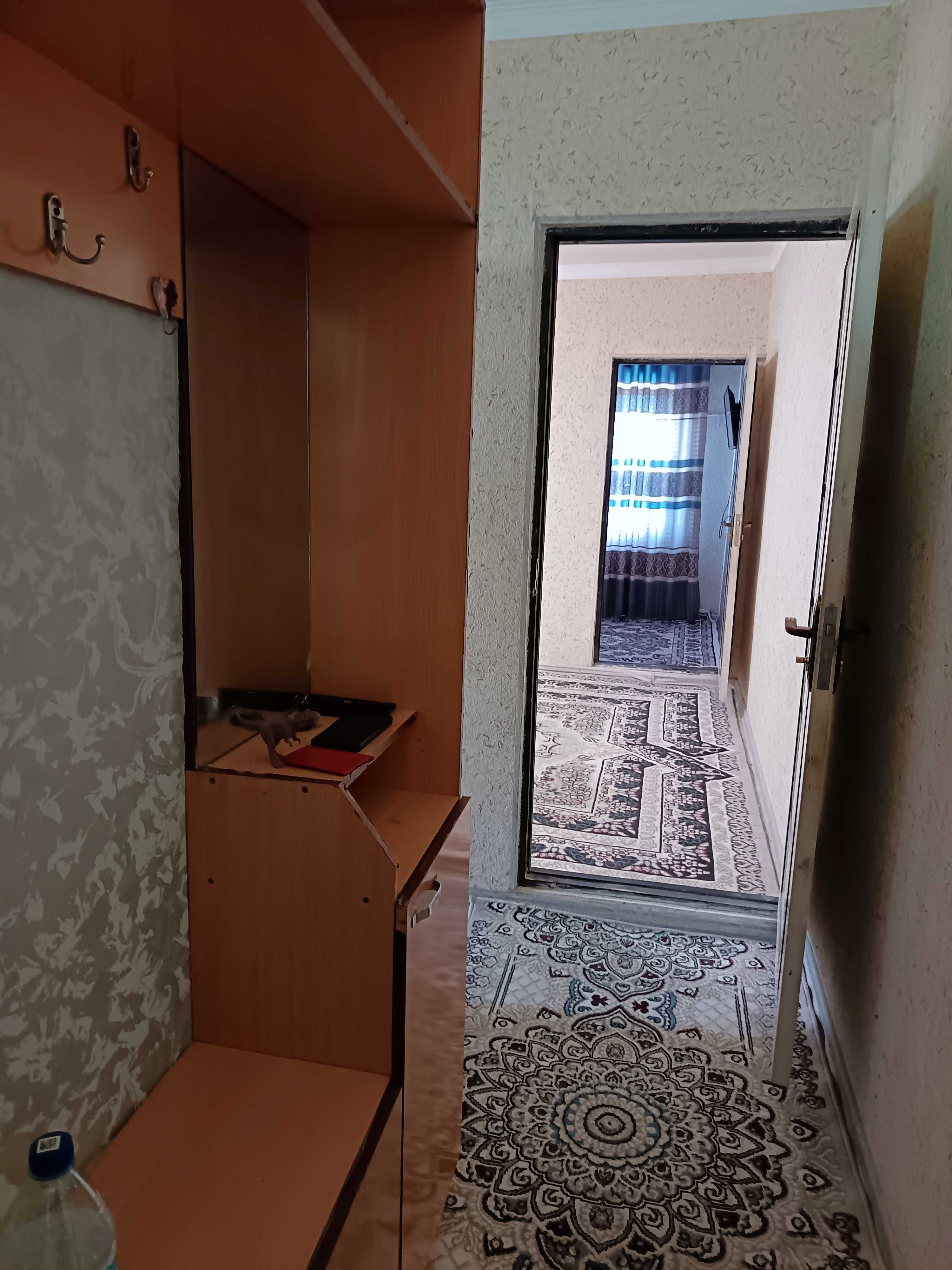 Горгаз Кафе Бахор 2 хоналик 4 етаж камфорт янги ремонт йулни устидан.