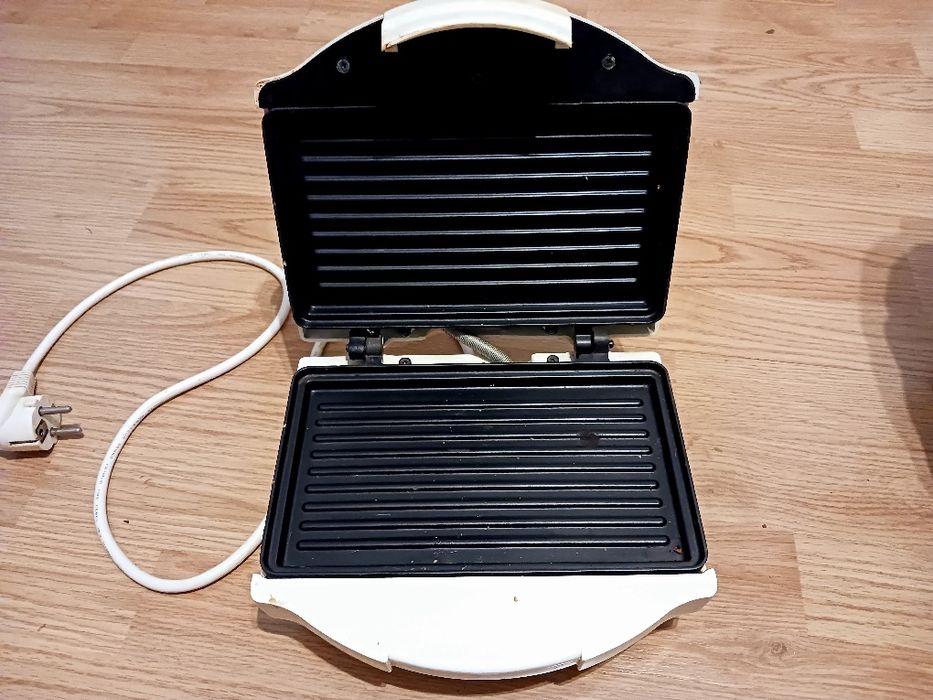 Aparat Rhonson pentru Sandwich