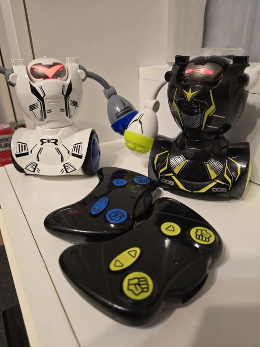 Robotei cu telecomanda