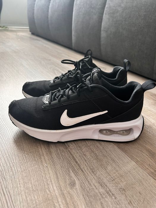 Маратонки Nike Air Max Intrlk Lite