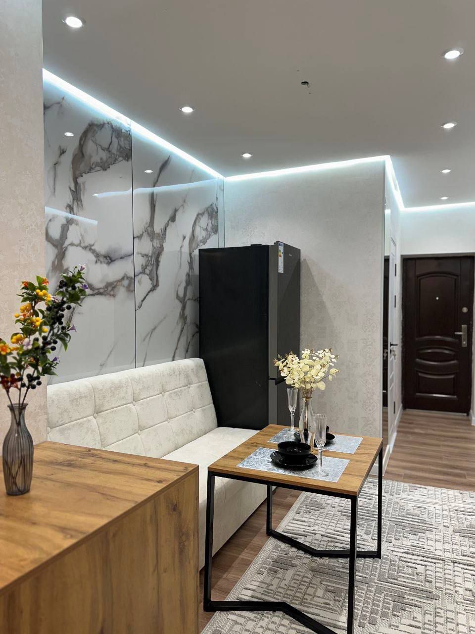 Продаётся 1в2 комнатная квартира , Ц7, ЦУМ