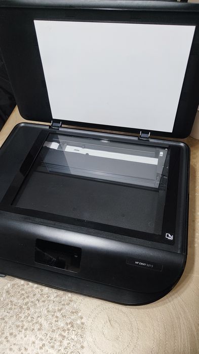 Принтер скенер HP ENVY 5010