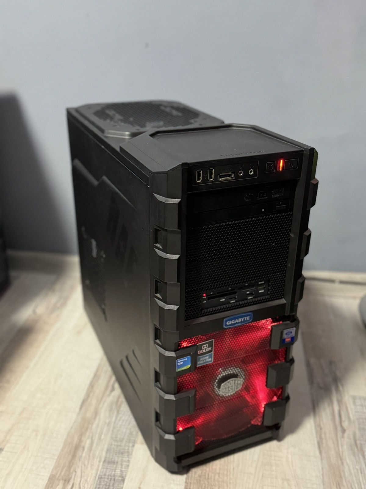 Геймърски Компютър i7 4770S/16RAM/Nvidia 1050Ti/1000GB.