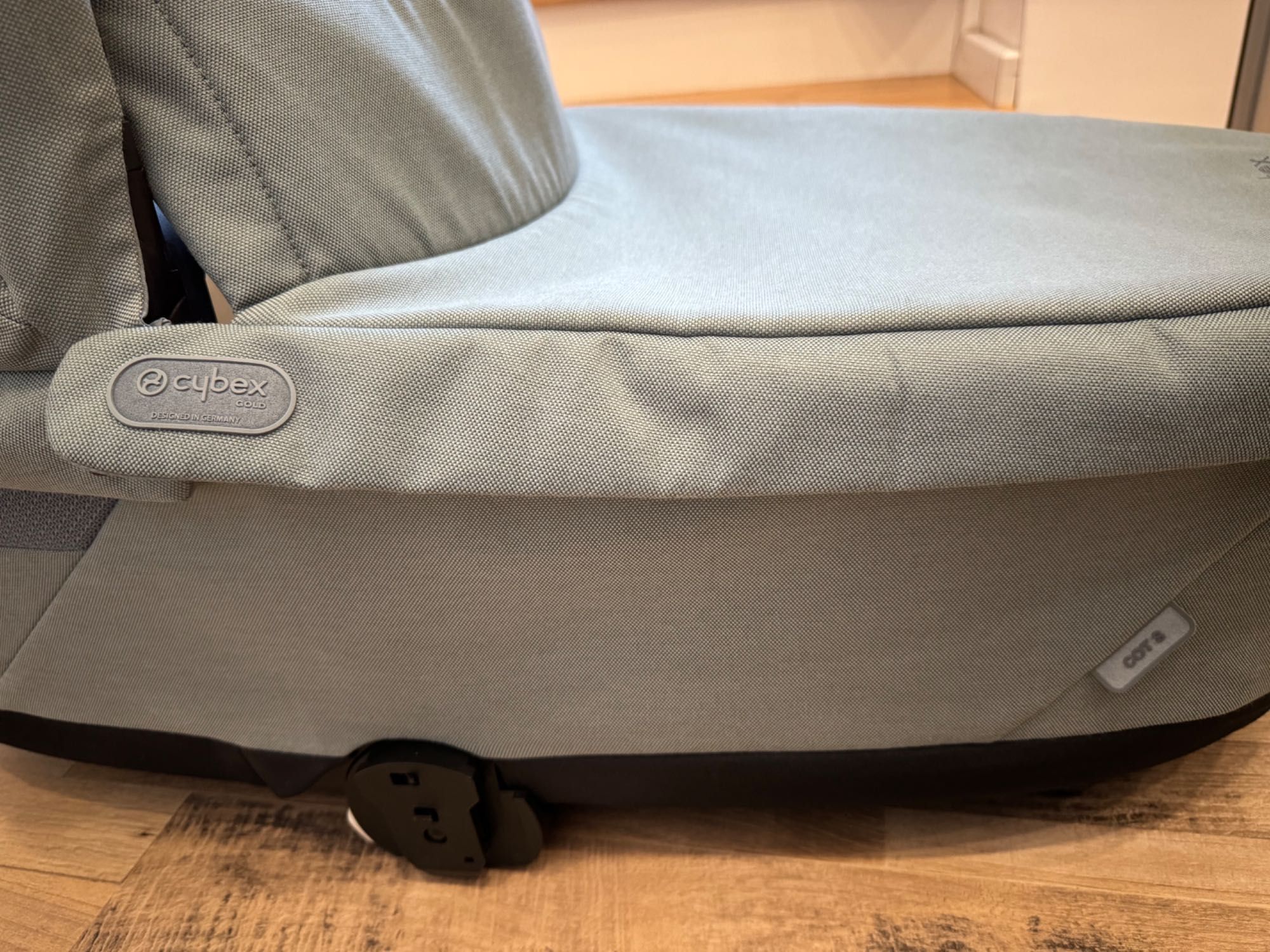 Кош за новородено Cybex Cot S Lux + подарък