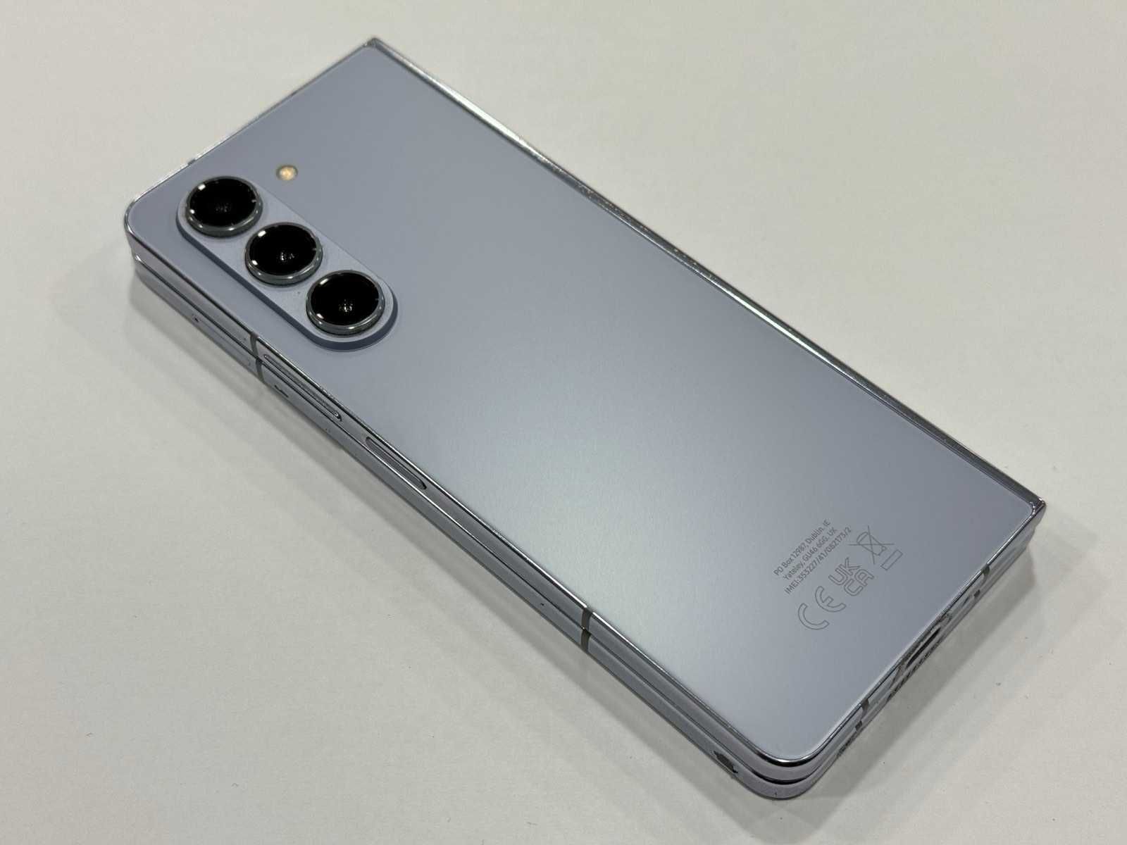 Телефон - Samsung Galaxy Z Fold 5 / 256GB