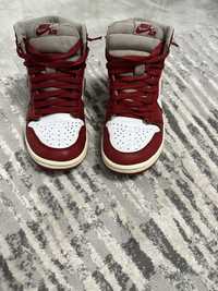 Vand adidasi Air Jordan 1