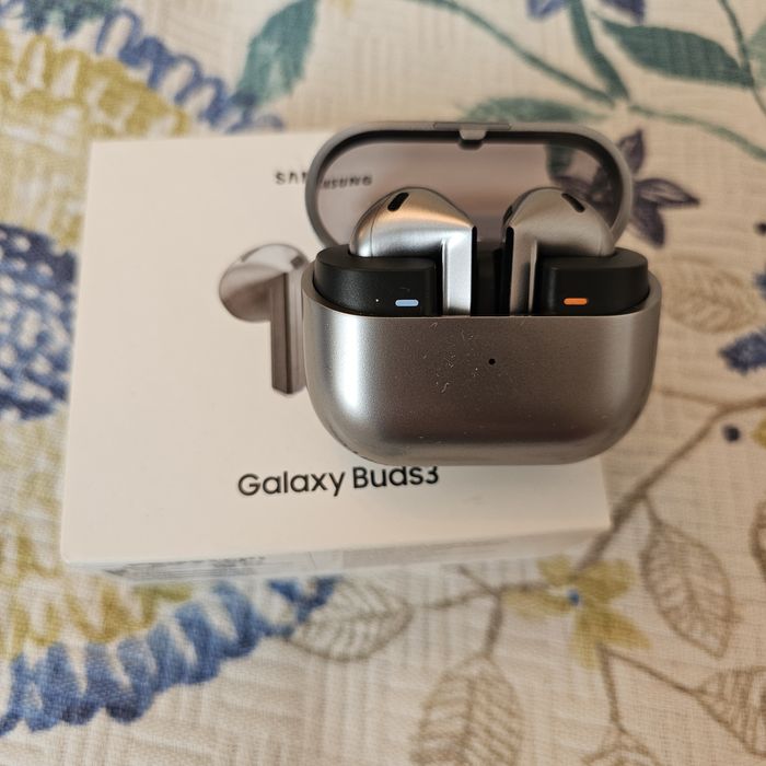 Слушалки Samsung Galaxy Buds 3