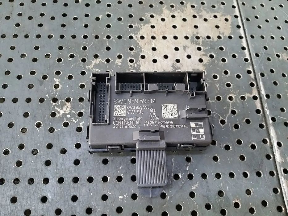 Modul calculator usa stanga fata audi a4 b9 8w 8w0959593m