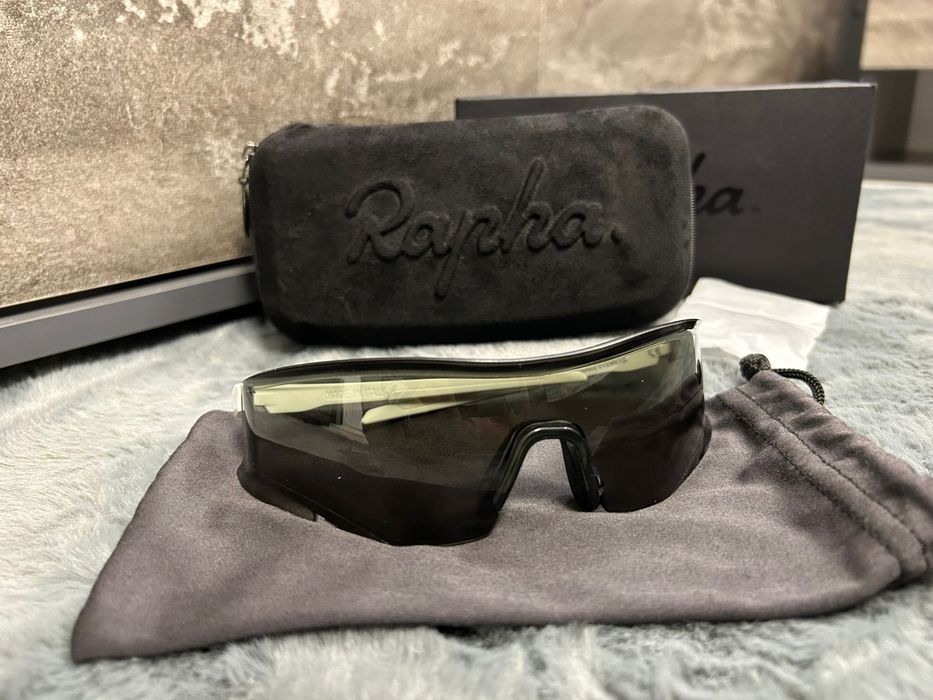 Слънчеви очила за велосипедисти Rapha