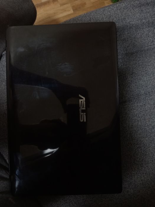 Vând Laptop ASUS