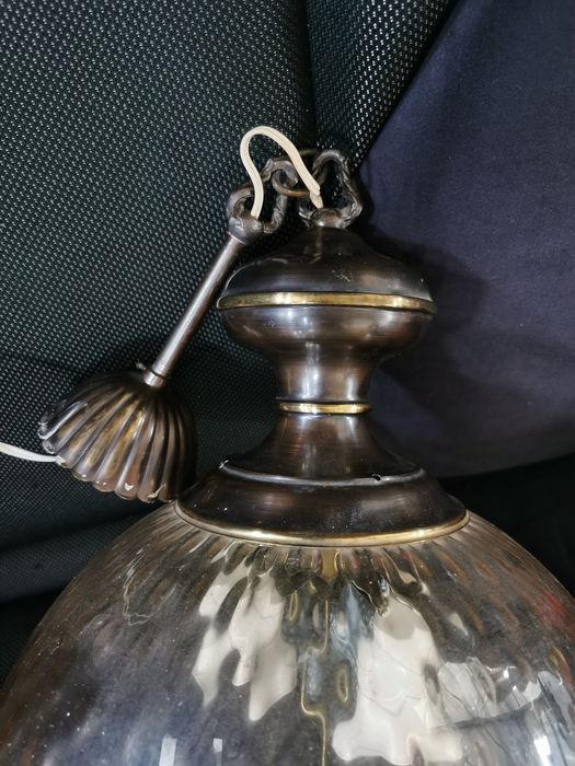 Lustra / plafoniera vintage bronz glob sticla murano