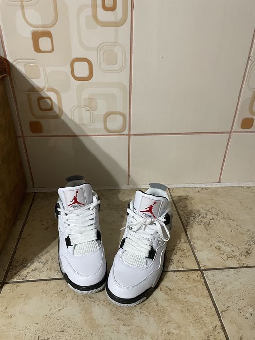 Jordan 4 white cement
