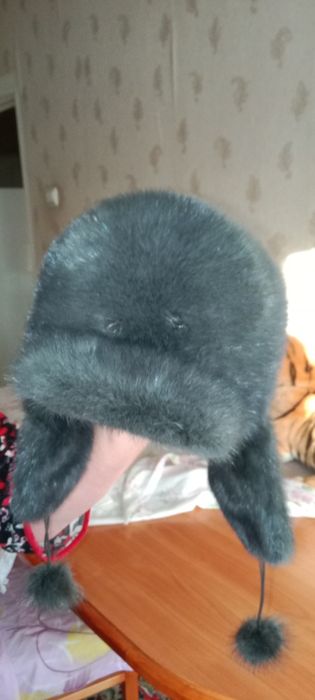 Продам шапку голубая норка