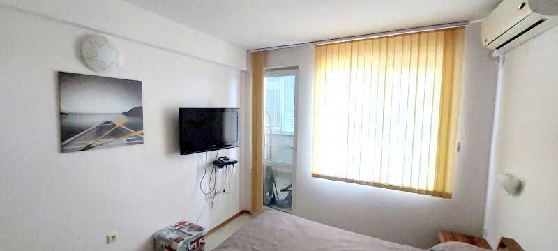 Продава се Тристаен апартамент в к.к. Слънчев бряг - 77 кв.м за 1104 €/кв.м - Снимка #2