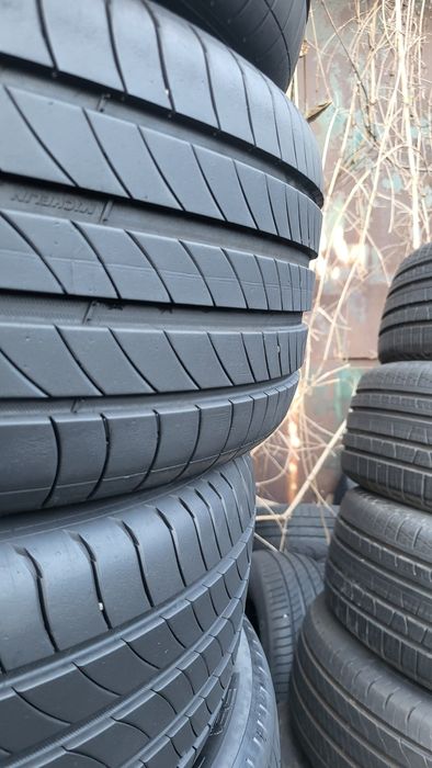 4бр. 215 55 18 Michelin летни.