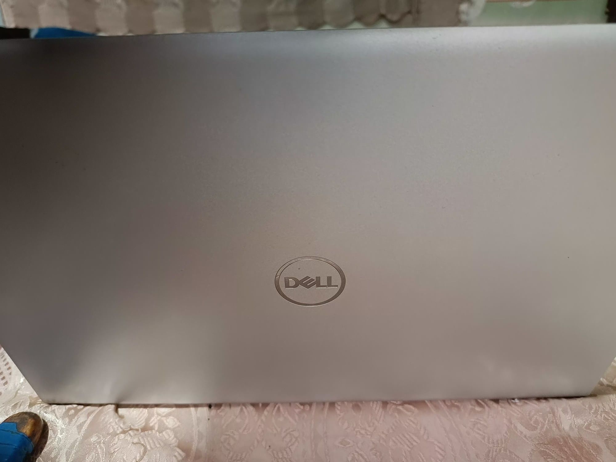 Продам ультрабук Dell Inspiron 15