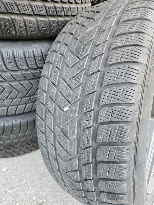 Гуми  Pirelli Scorpion с джанти  275/45 R20