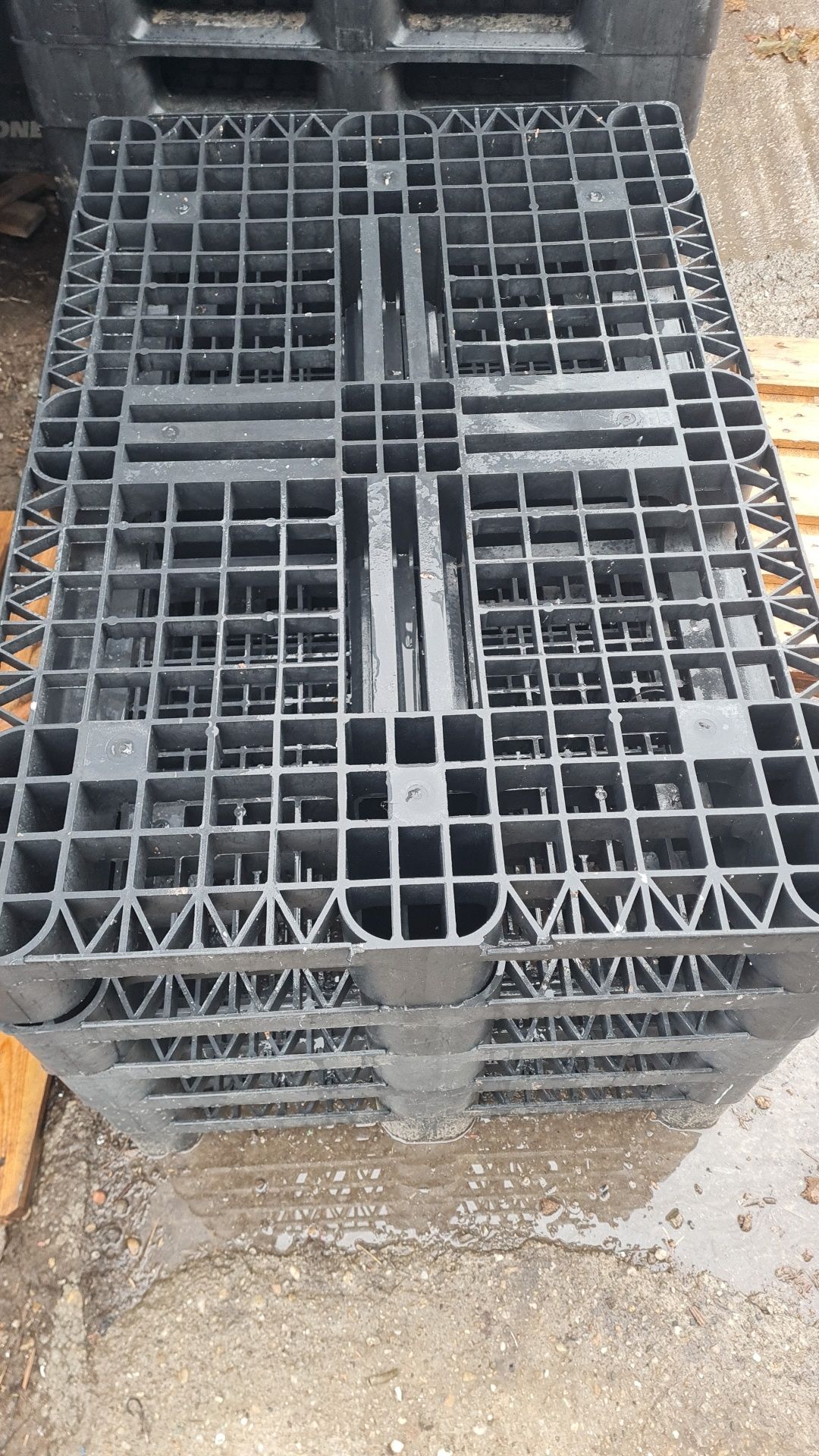 Vand paleti de plastic