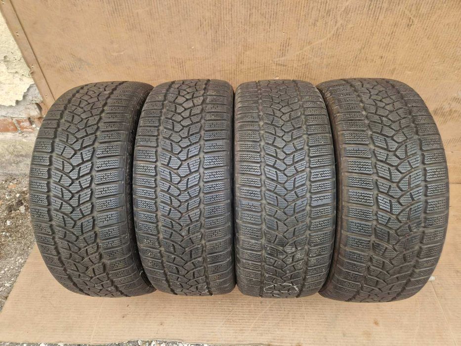 4 Firestone R18 225/45
Зимни гуми 
DOT2819